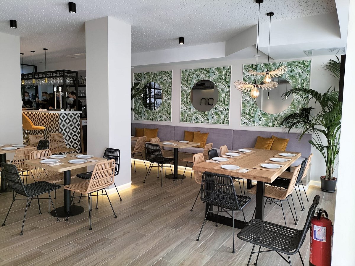 Restaurante Surban en Algeciras interior del local